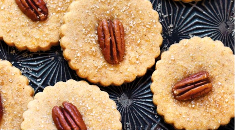 The Perfect Pairing: Autumnal Shortbread and Tea